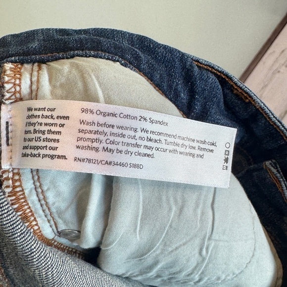 Eileen Fisher Medium Wash Straight Legged Jeans Size 0 - Picture 6 of 6